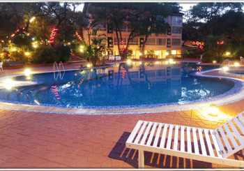 Hotel Lake View Swimming Pool
