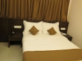 mahabaleshwar-sunny-international-room-11